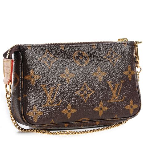 mini pochette louis vuitton uomo|louis vuitton monogram mini pochette.